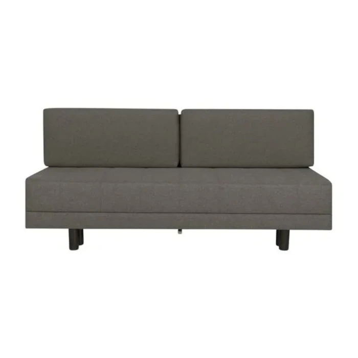 Ambiente organizado e iluminado para viver com leveza em casa